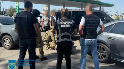 дніпрянин купив статус батька-одинака