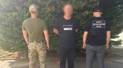 На Закарпатті зупинили чоловіка з Дніпропетровщини поблизу кордону