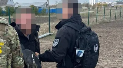 На Дніпропетровщині затримали прикордонника, який за гроші «працевлаштовував» знайомого у тиловий підрозділ