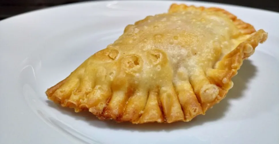 чебурек, знахідка, рукавичка