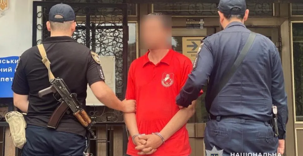 У Дніпрі затримали грабіжника, який обікрав будинок військовослужбовця