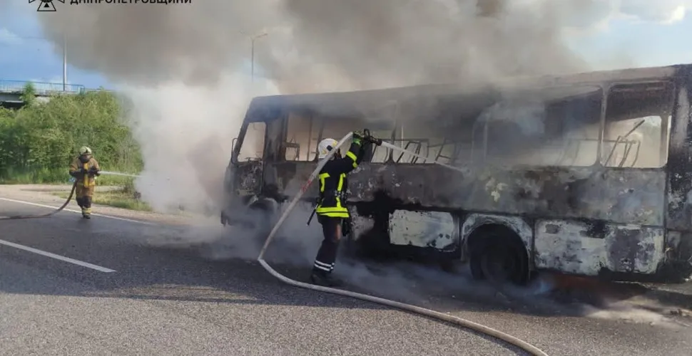 На Дніпропетровщині згорів рейсовий автобус