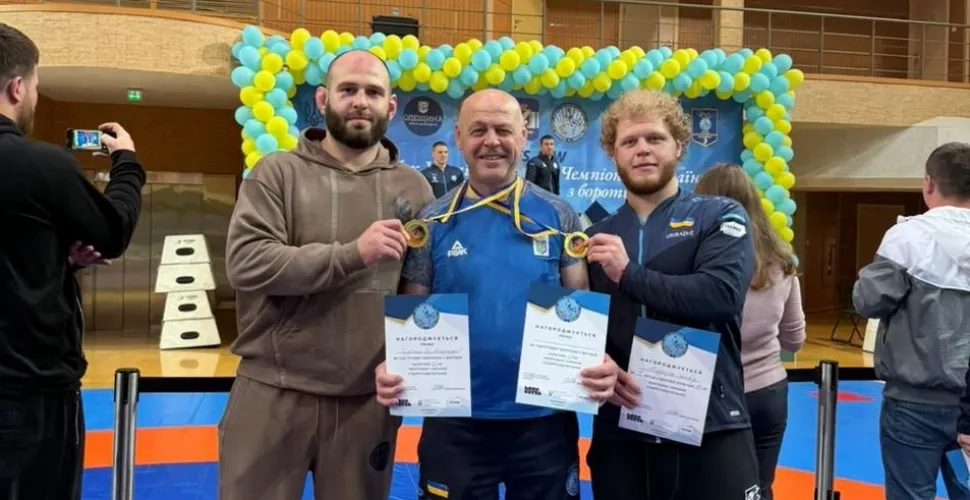 Дніпровські борці