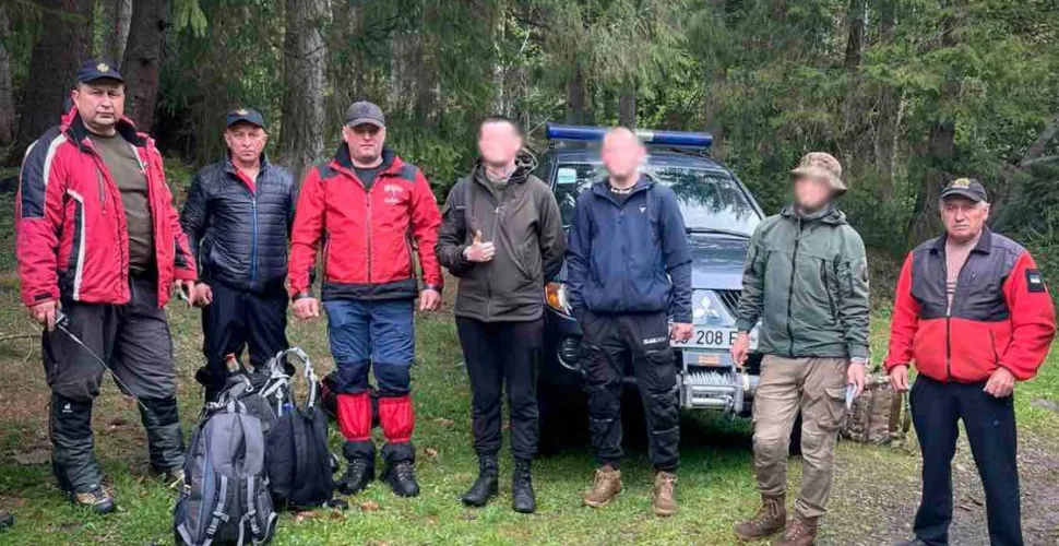 У Карпатах заблукали троє хлопців з Дніпропетровщини та Одещини