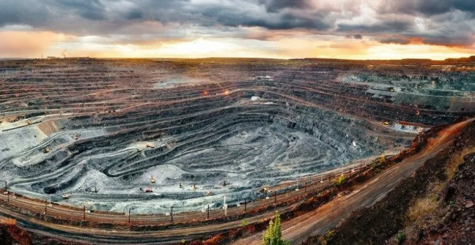 памʼятка, промисловий туризм, карʼєр