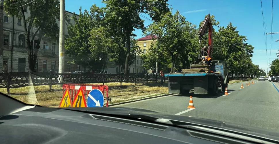 Ремонтні роботи, обмеження руху