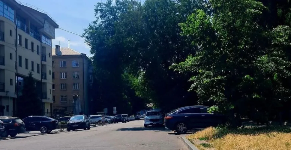паркування, евакуація авто, Олена Осадча