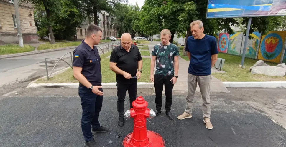 наземні пожежні гідранти