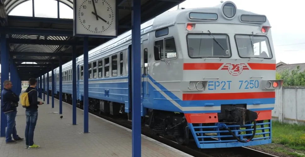 Придніпровська залізниця, зміни у розкладі, приміські поїзди