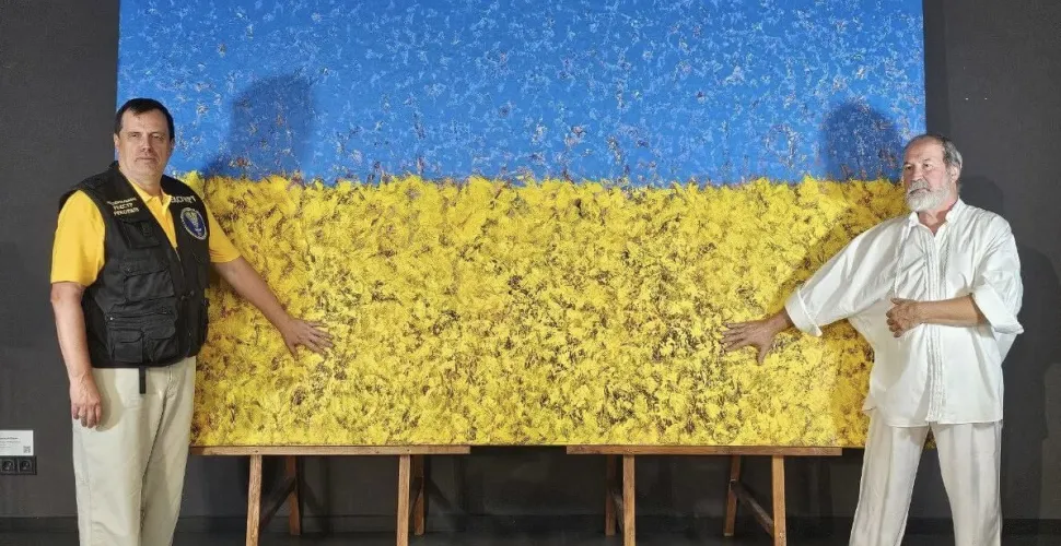 рекордний прапор на полотні, дніпровський художник
