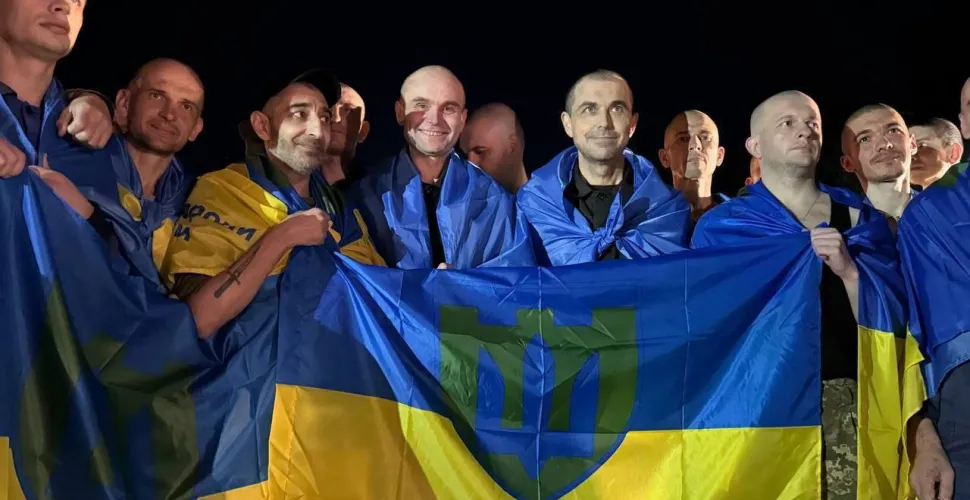 звільнені з полону, наші вдома