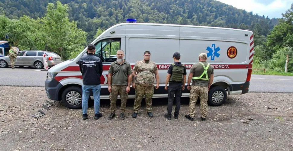 переправа чоловіка за кордон на швидкій