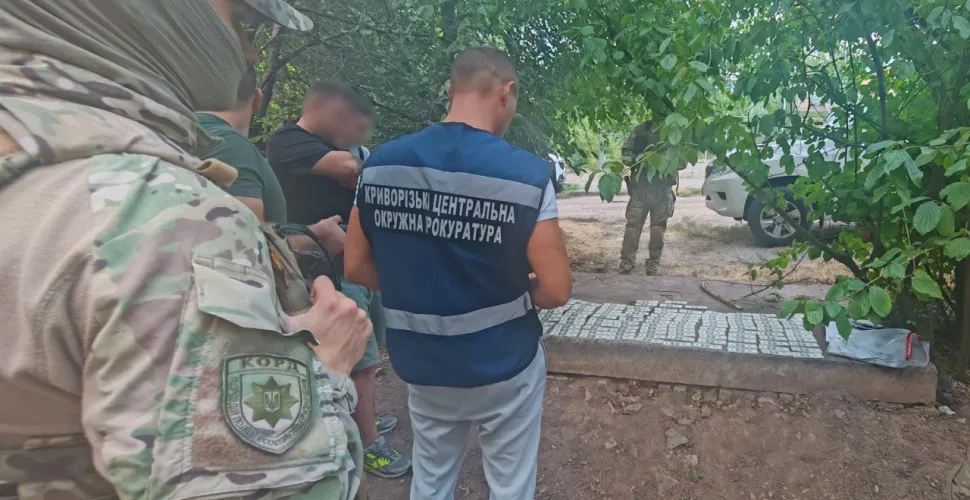 У Кривому Розі затримали благодійника за торгівлю фальшивими довідками