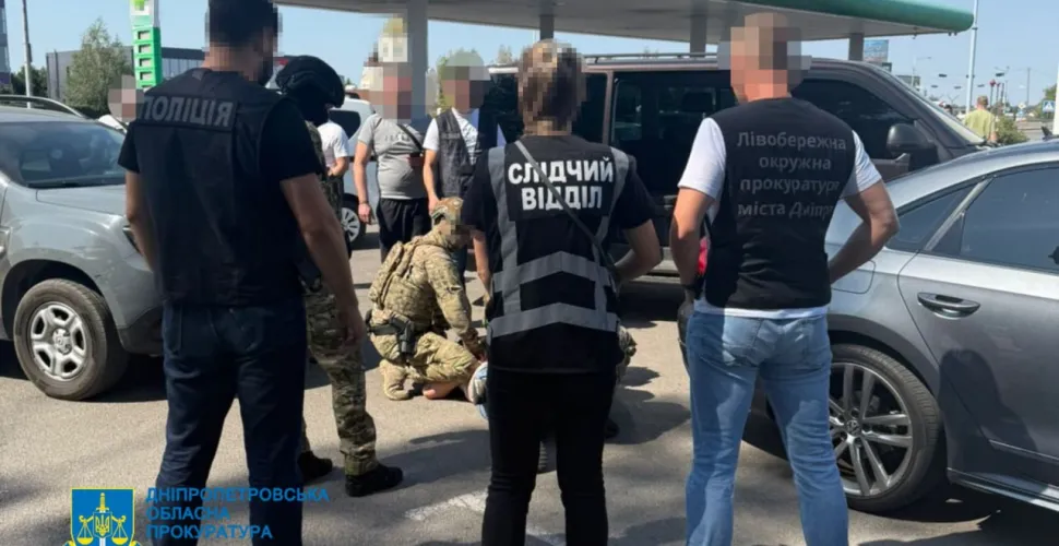 дніпрянин купив статус батька-одинака