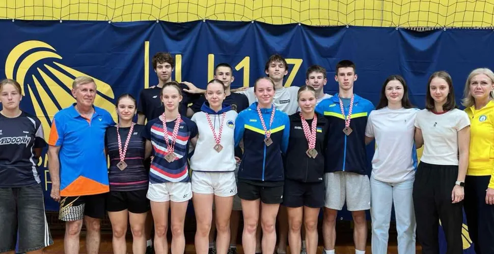 На міжнародних змаганнях з бадмінтону дніпряни вибороли шість медалей
