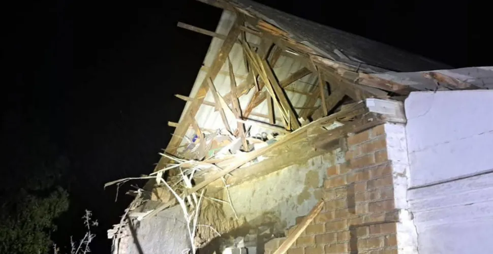 Ворог атакував Дніпропетровщину: є руйнування та постраждала