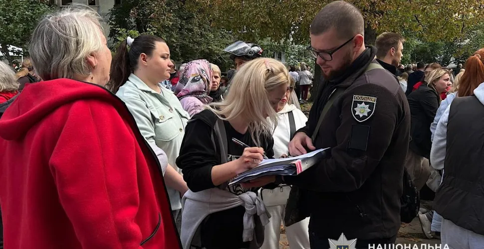 У Дніпрі поліція прийняла вже 300 заяв від постраждалих через масовану атаку рф