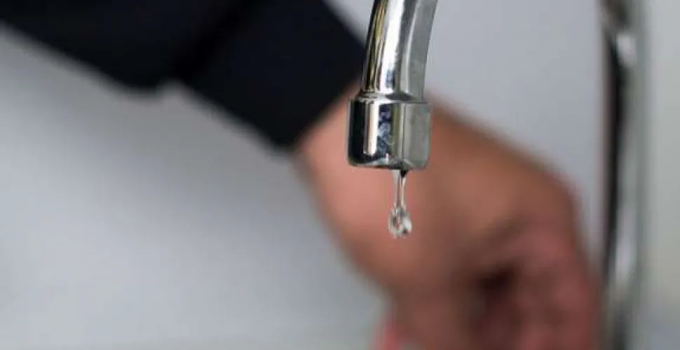Без води на добу залишиться частина лівого берега Дніпра