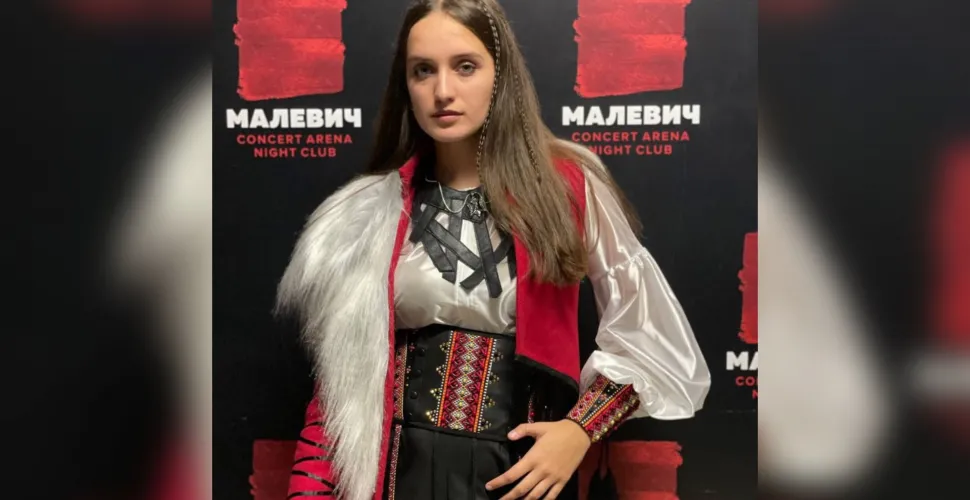 Юна дніпрянка вийшла до гала-концерту фестивалю «Червона Рута»