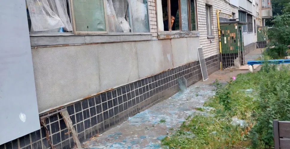 У Дніпрі ліквідовують наслідки нічної шахедної атаки