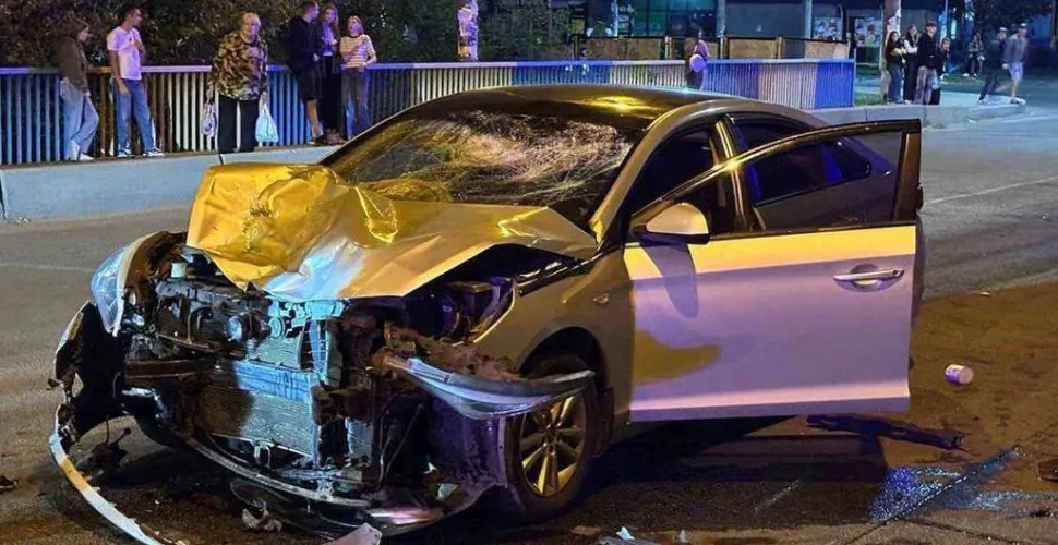 У Кам’янському внаслідок ДТП за участю поліцейського загинув водій скутера, травмовано дитину