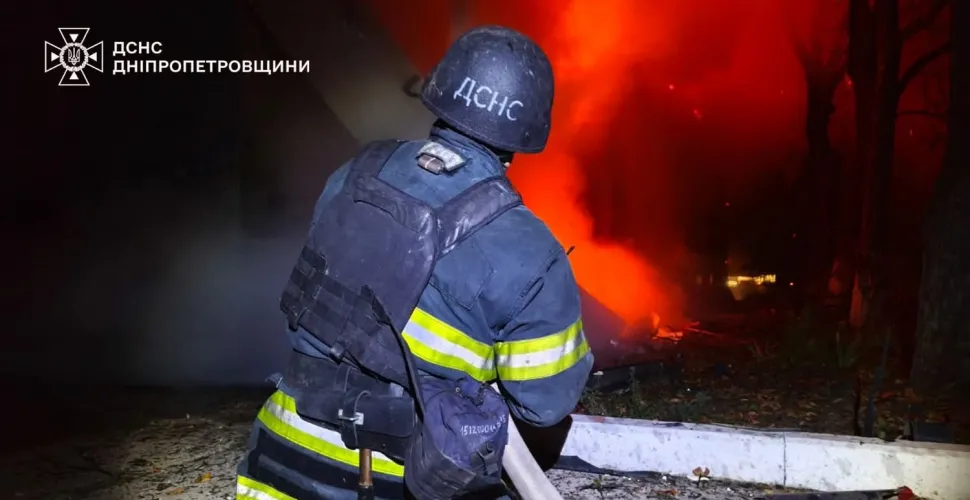 На Дніпропетровщині 19-річний хлопець постраждав під час нічної атаки