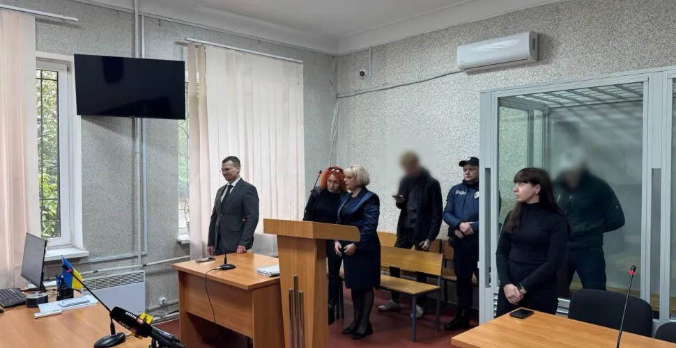 суд над педофілом