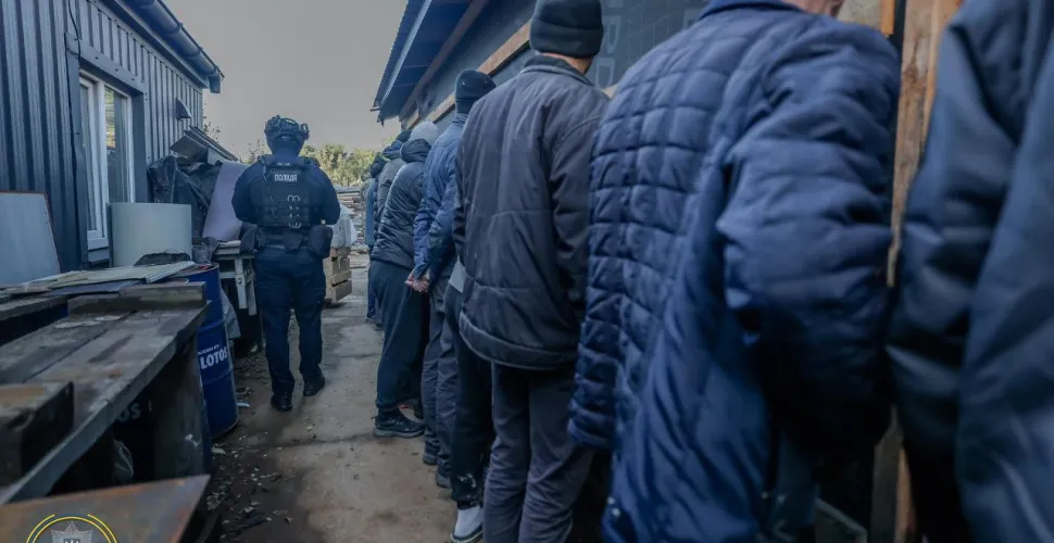 Затримали злочинців, які під видом екстрасенсів виманювали у людей гроші
